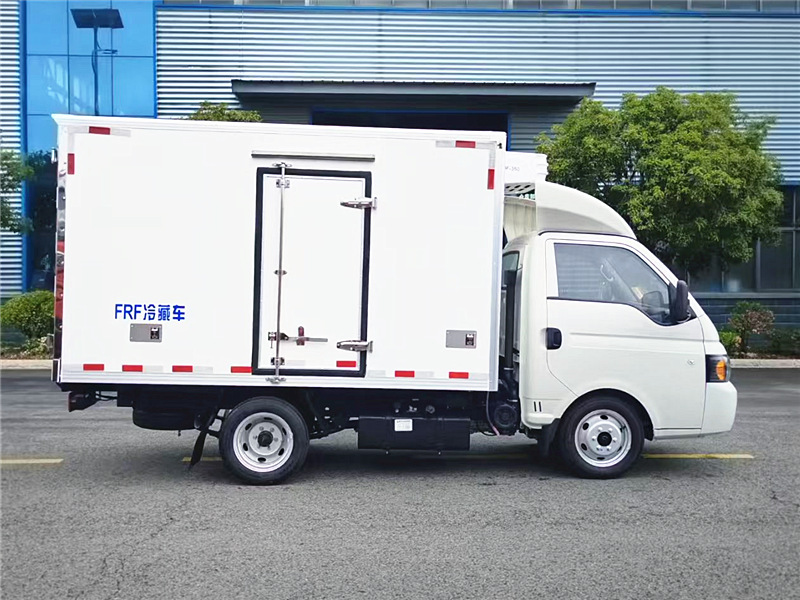 江淮愷達(dá)X5后雙輪冷藏車